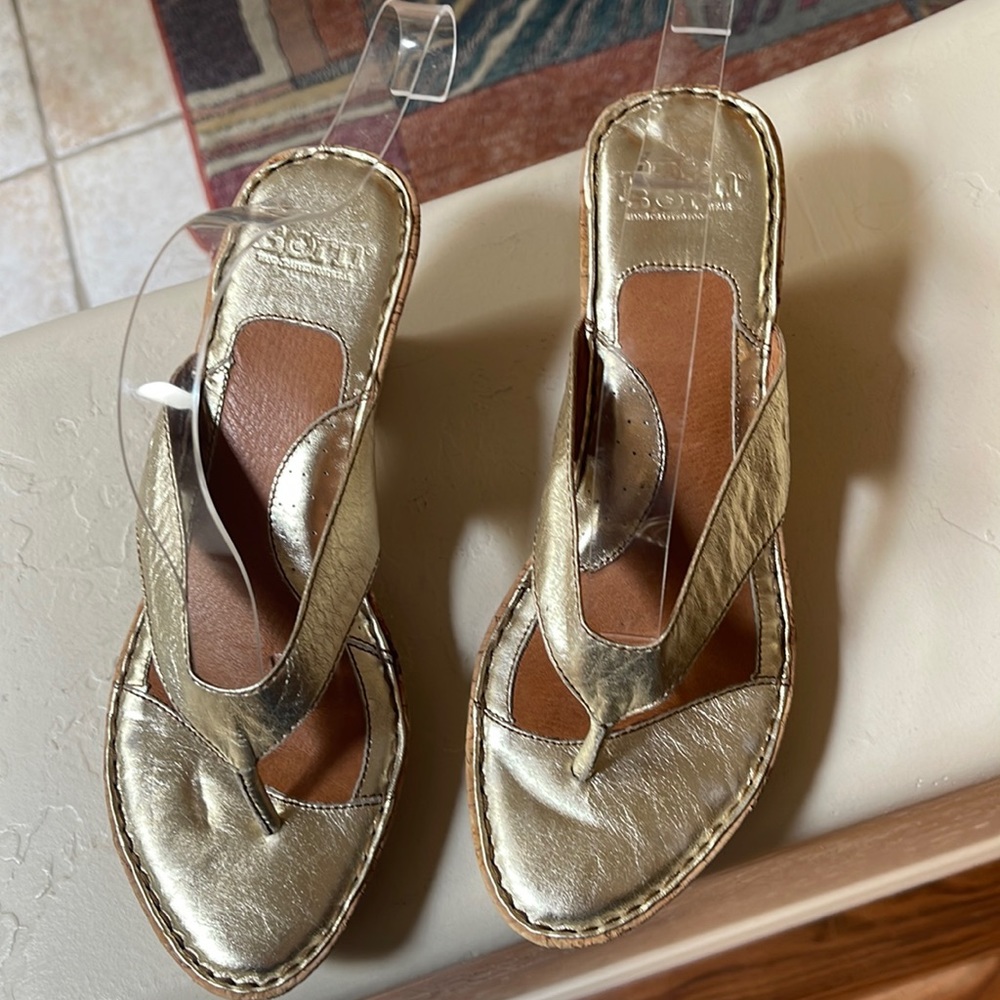 Born wedge sandals